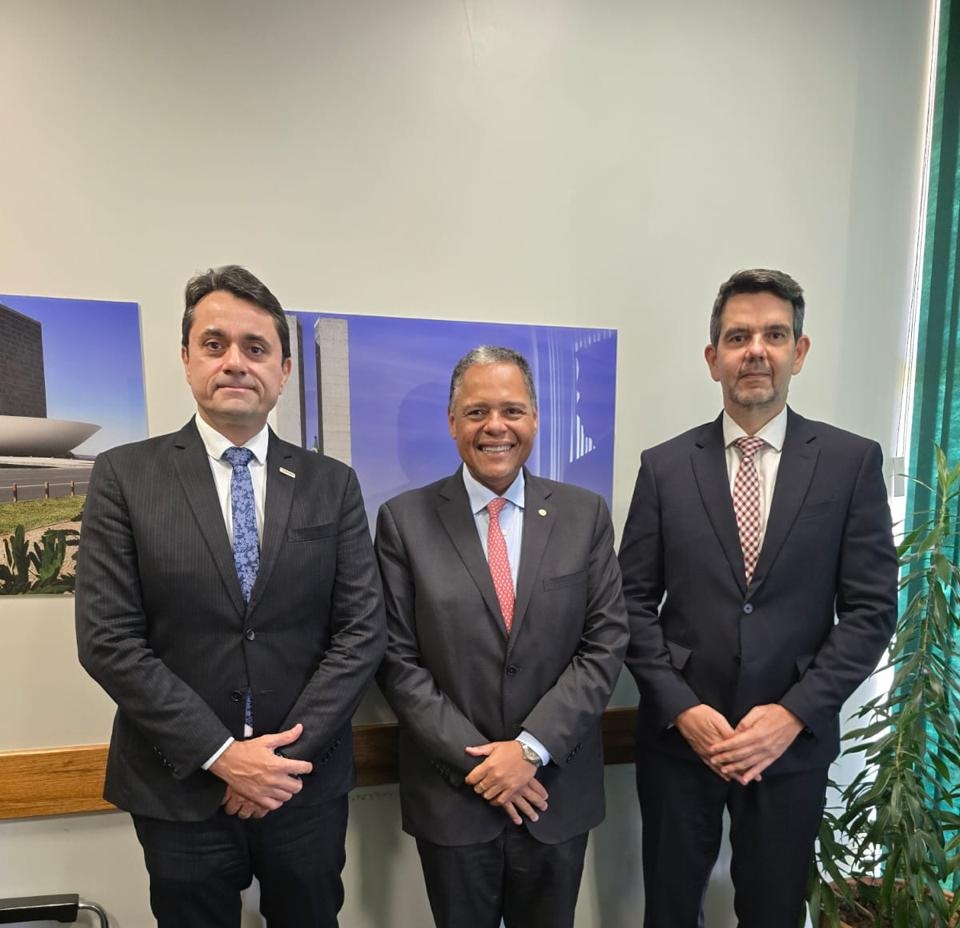 CONAMP participa de audiência com o deputado Antonio Brito